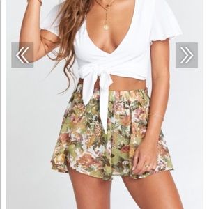 Show me Your MuMu sunflower shorts medium EUC